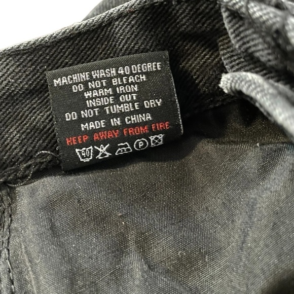 PrettyLittleThing Black Split Hem Jeans, Size 0 - Picture 11 of 12